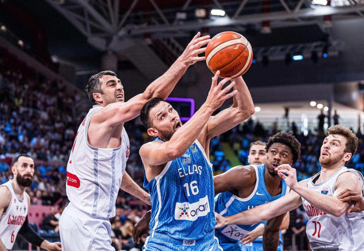 状态已经大幅下滑了！希腊队应该减少前火箭掘金锋线的出场时间？